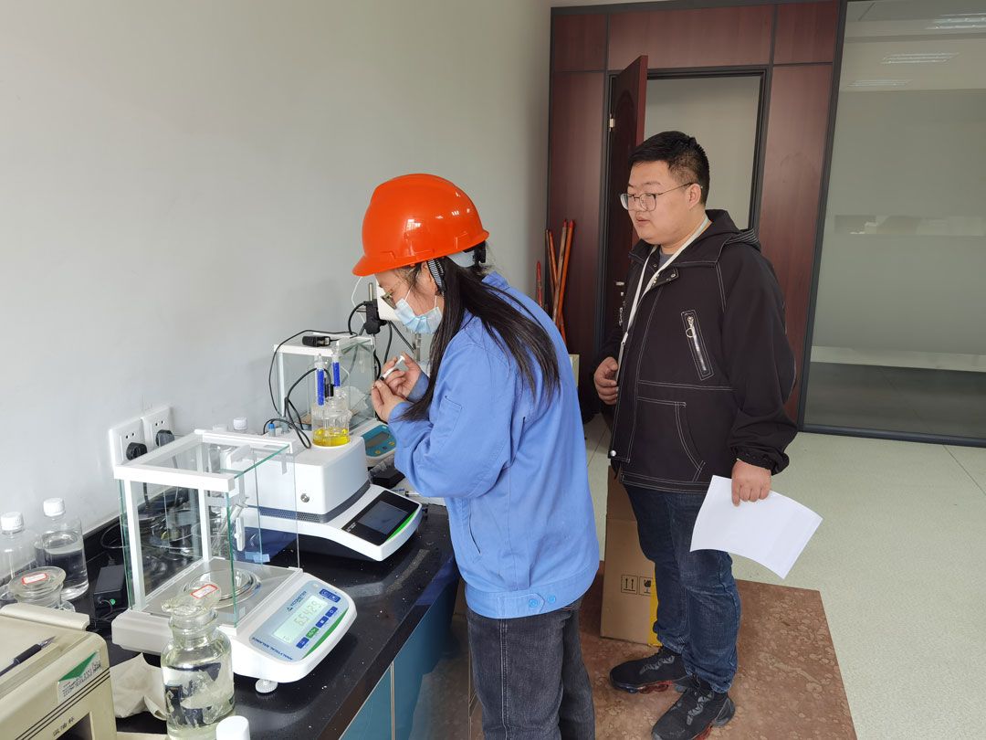 维科美拓WKT-A9精湛型卡尔费休微量水分测定仪在宁波甬嘉变压器中的应用案例 客户现场