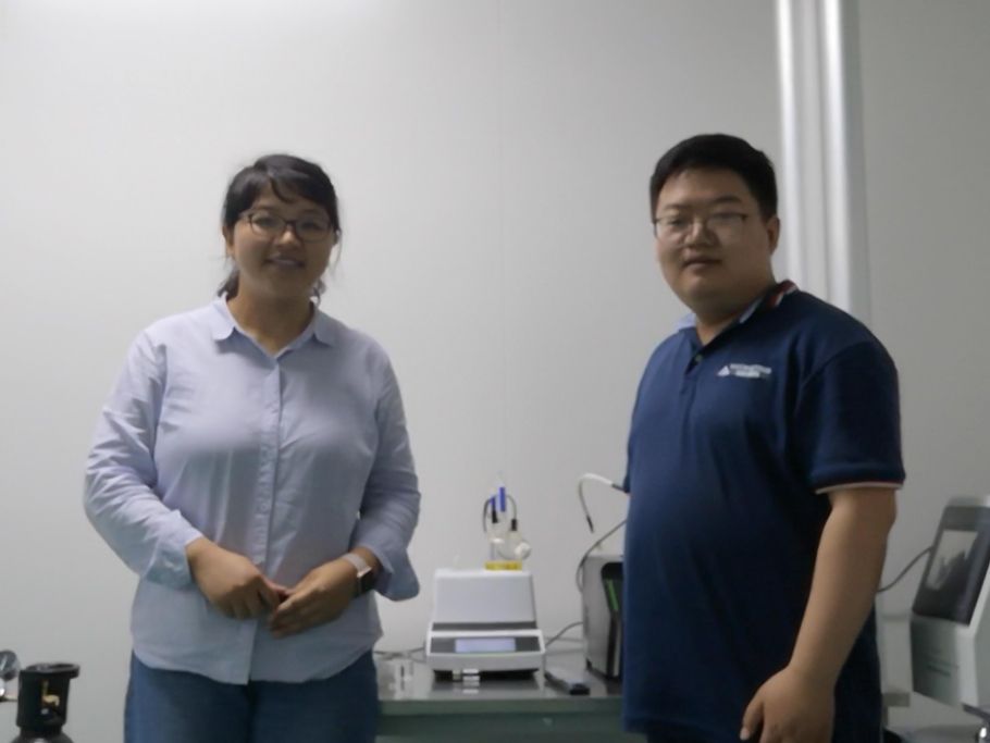 维科美拓WKT-A9 卡尔费休水分测定仪和WKT-V2卡式加热炉在正合医疗的应用案例 客户现场